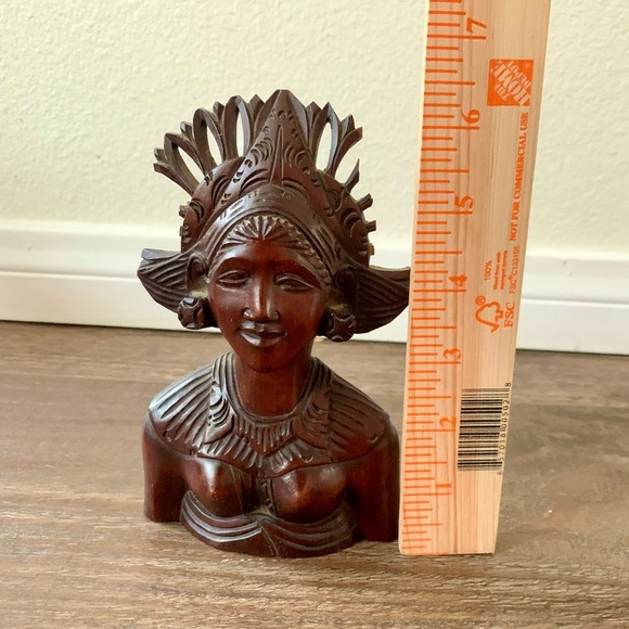 Vintage Miniature Curved Wooden Bust Women - Picture 9 of 10